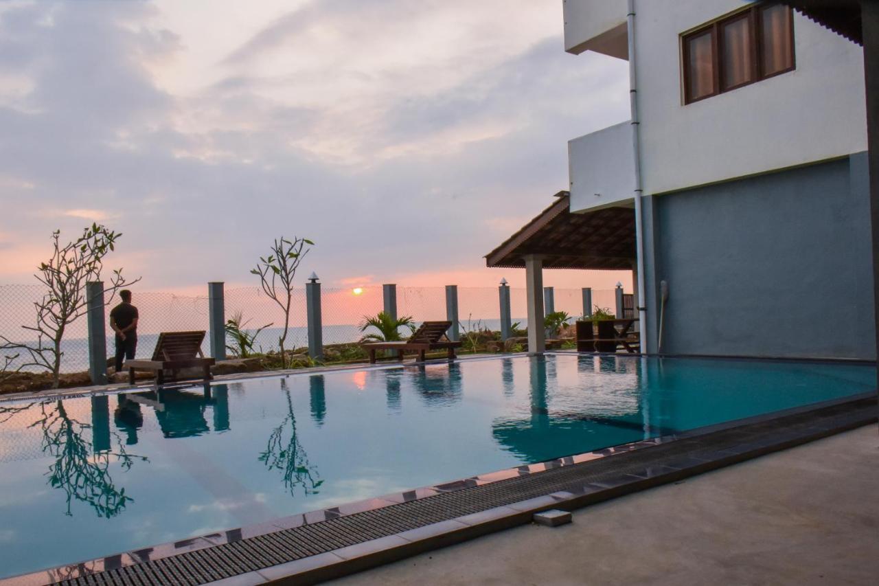 Arrow Beach Resort Galle Eksteriør bilde